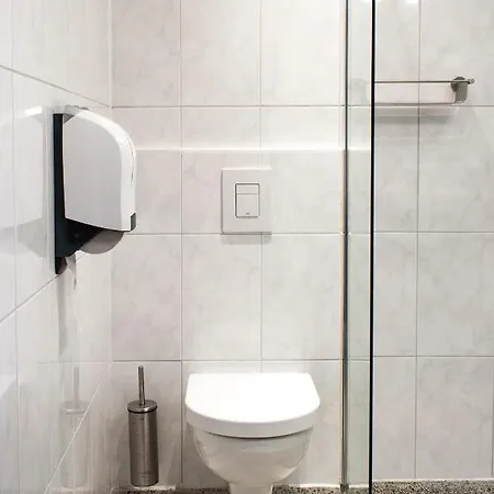 Alojamento de Acomodação e Pequeno-almoço Bed And Coffee Het Kraaienest *